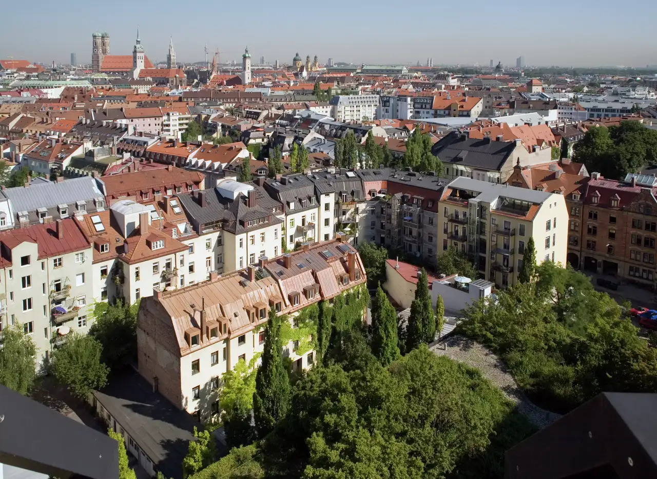 Haus mit Fassadenbegrünung | VELUX Magazin