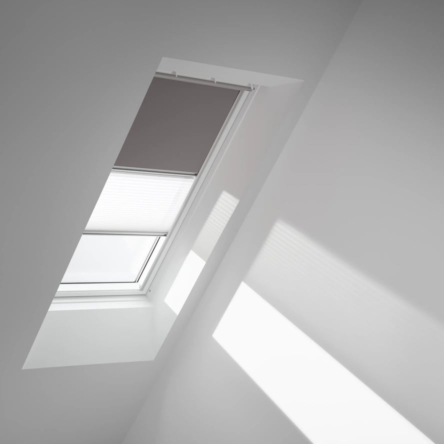 380504