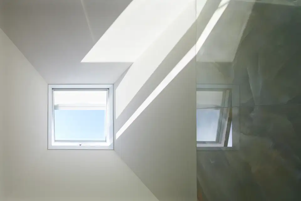 Roof windows offer natural lighting, as well as better ventilation.
