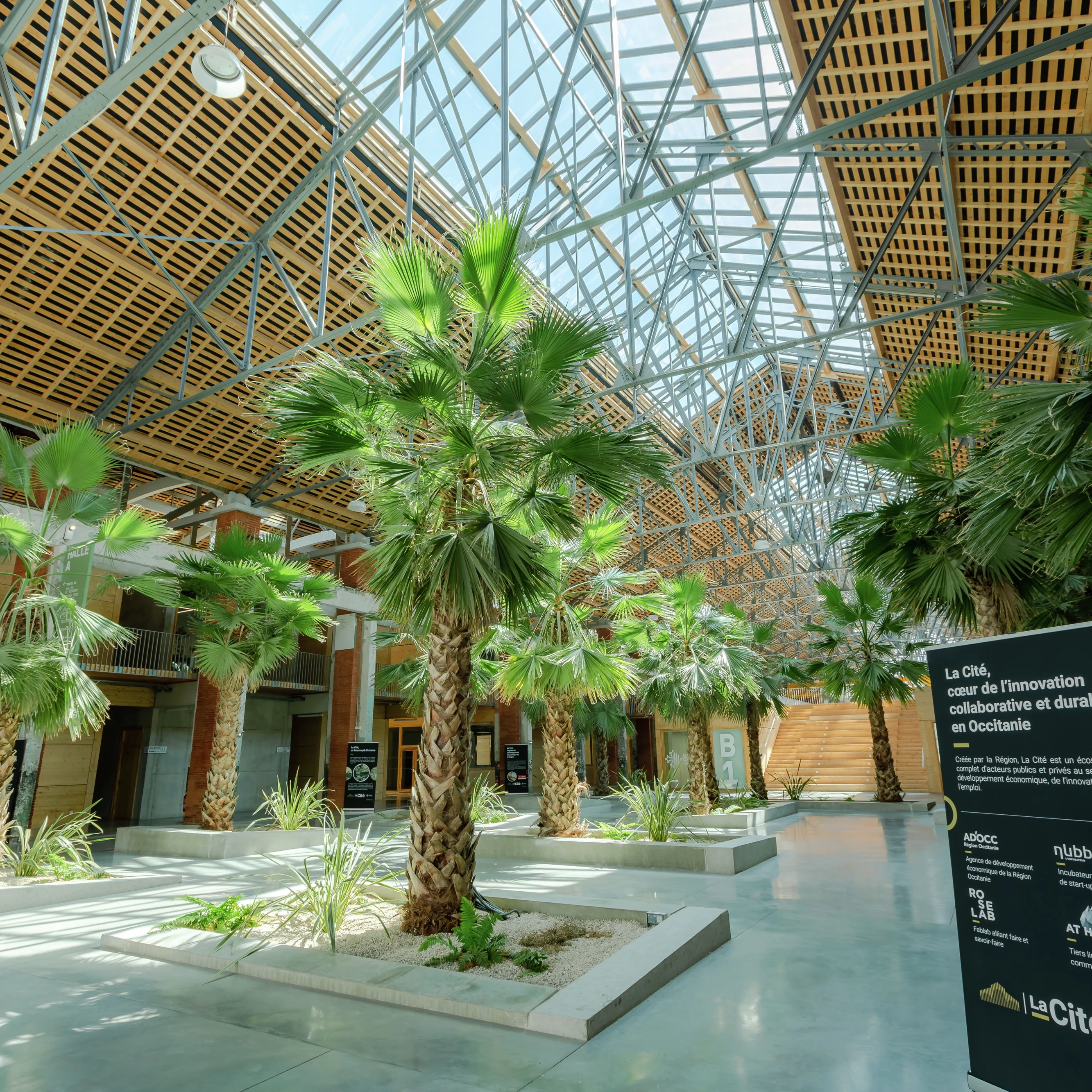 Du bâtiment historique aux bureaux partagés
