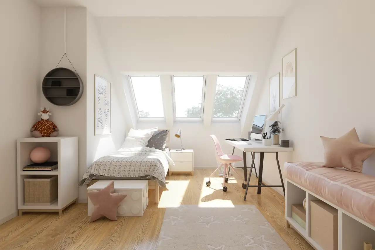 La luminosa camera dei bambini dopo la ristrutturazione con tre lucernari affiancati |Rivista VELUX