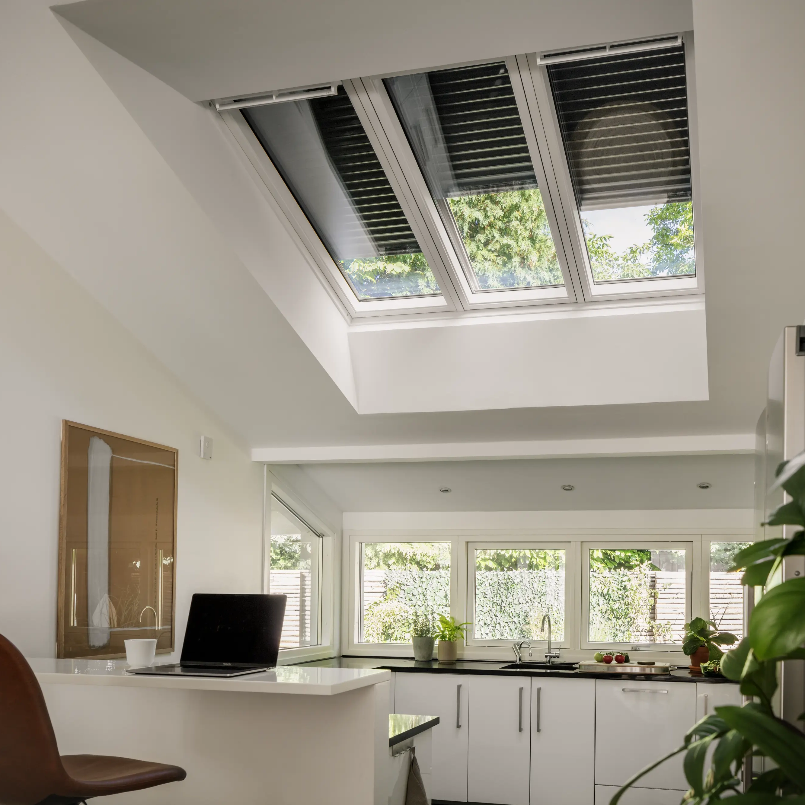 Sugestões de acessórios VELUX para o Verão

