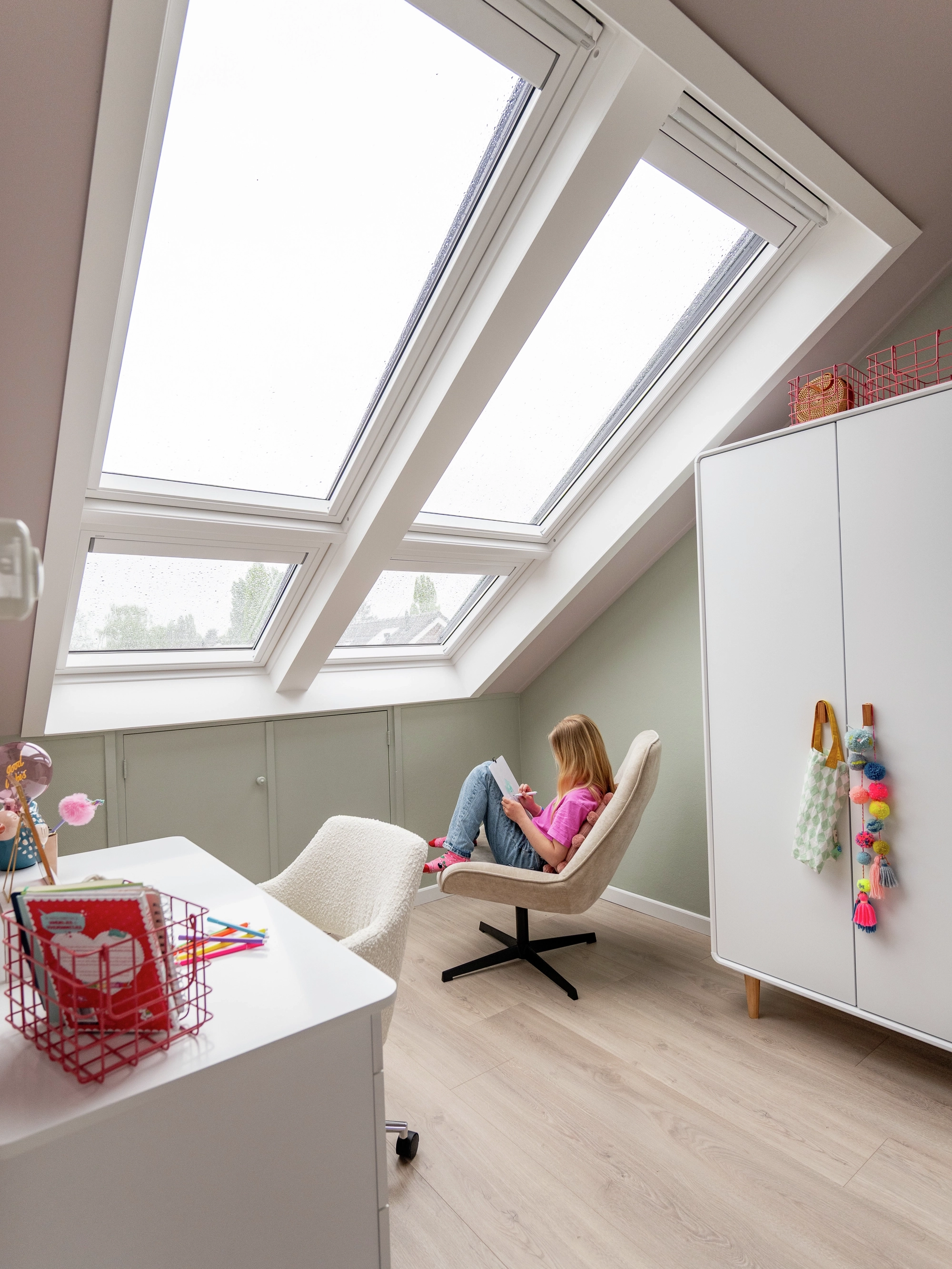 Zolder wordt tienerkamer vol daglicht en rust in Hattem