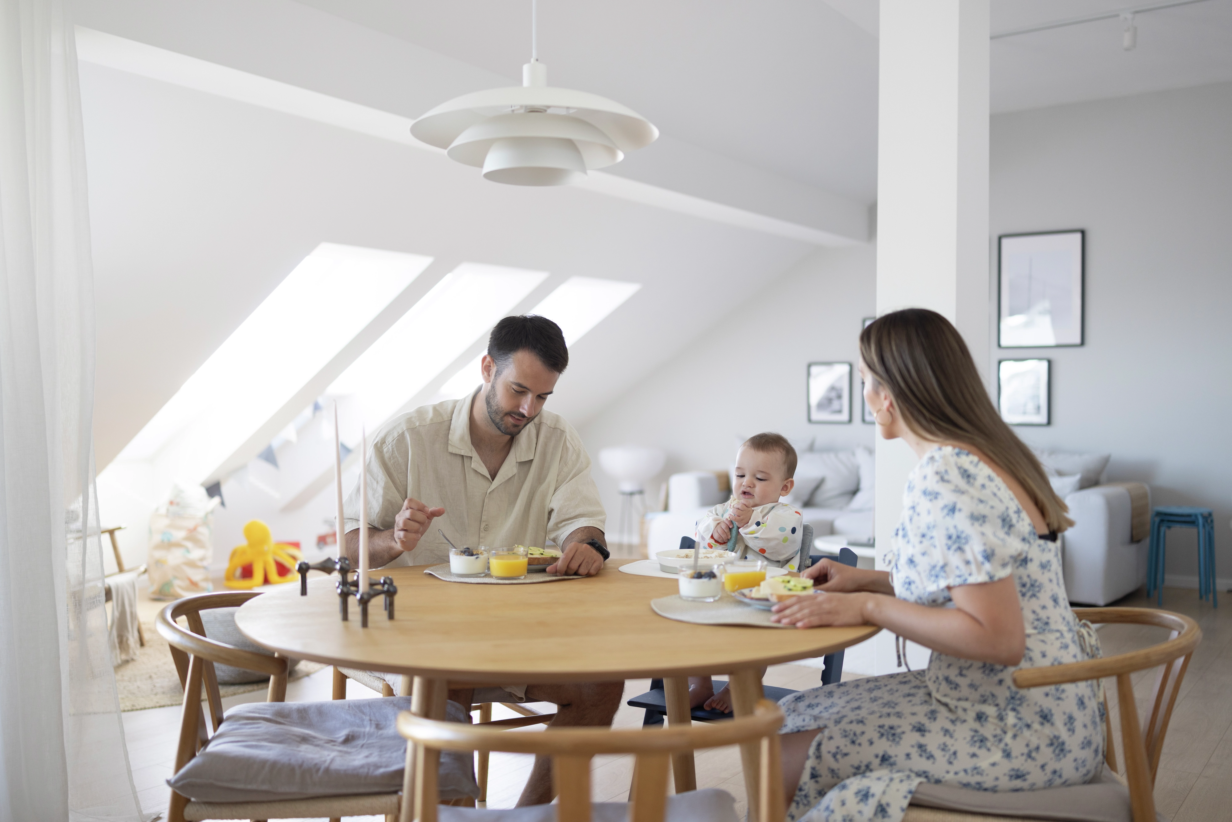 Bezvremenska dnevna svjetlost s VELUX krovnim prozorima