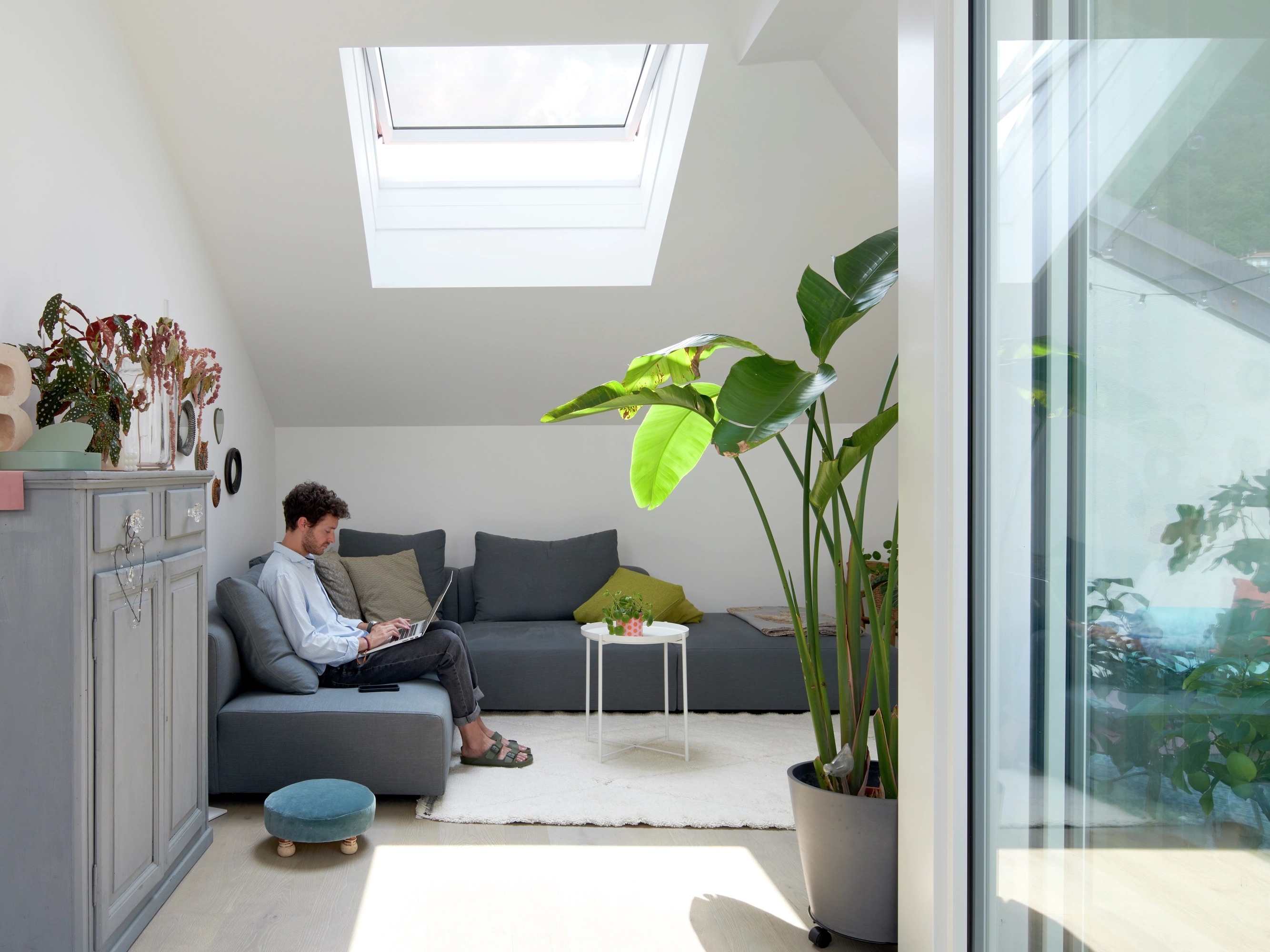 Installer une fenêtre de toit : permis ou déclaration préalable ?