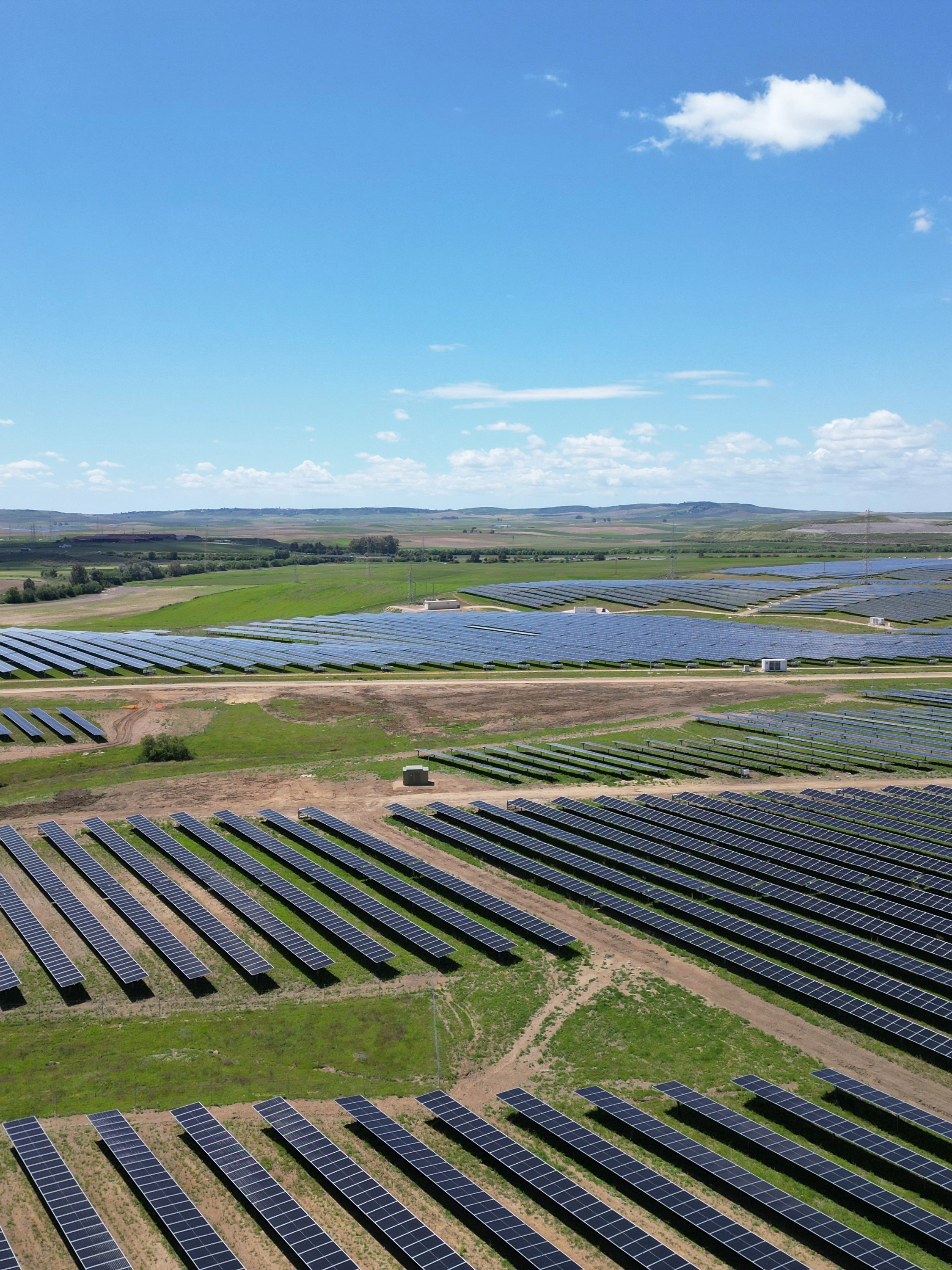 Le Groupe VELUX annonce la mise en service de son second parc solaire en Espagne, dépassant ses besoins en énergie renouvelable pour l’Europe
