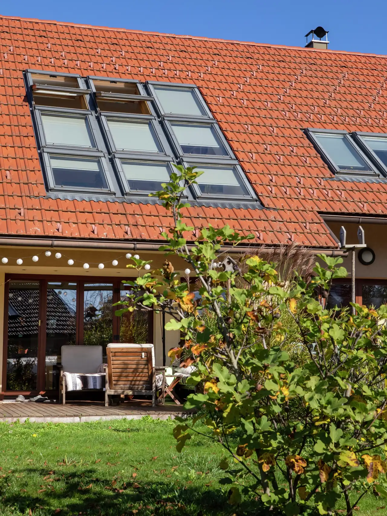 Toiture neuve couverte de fenêtres de toit VELUX