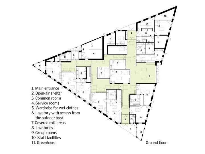Floor plan of a triangular building with labeled rooms and areas.