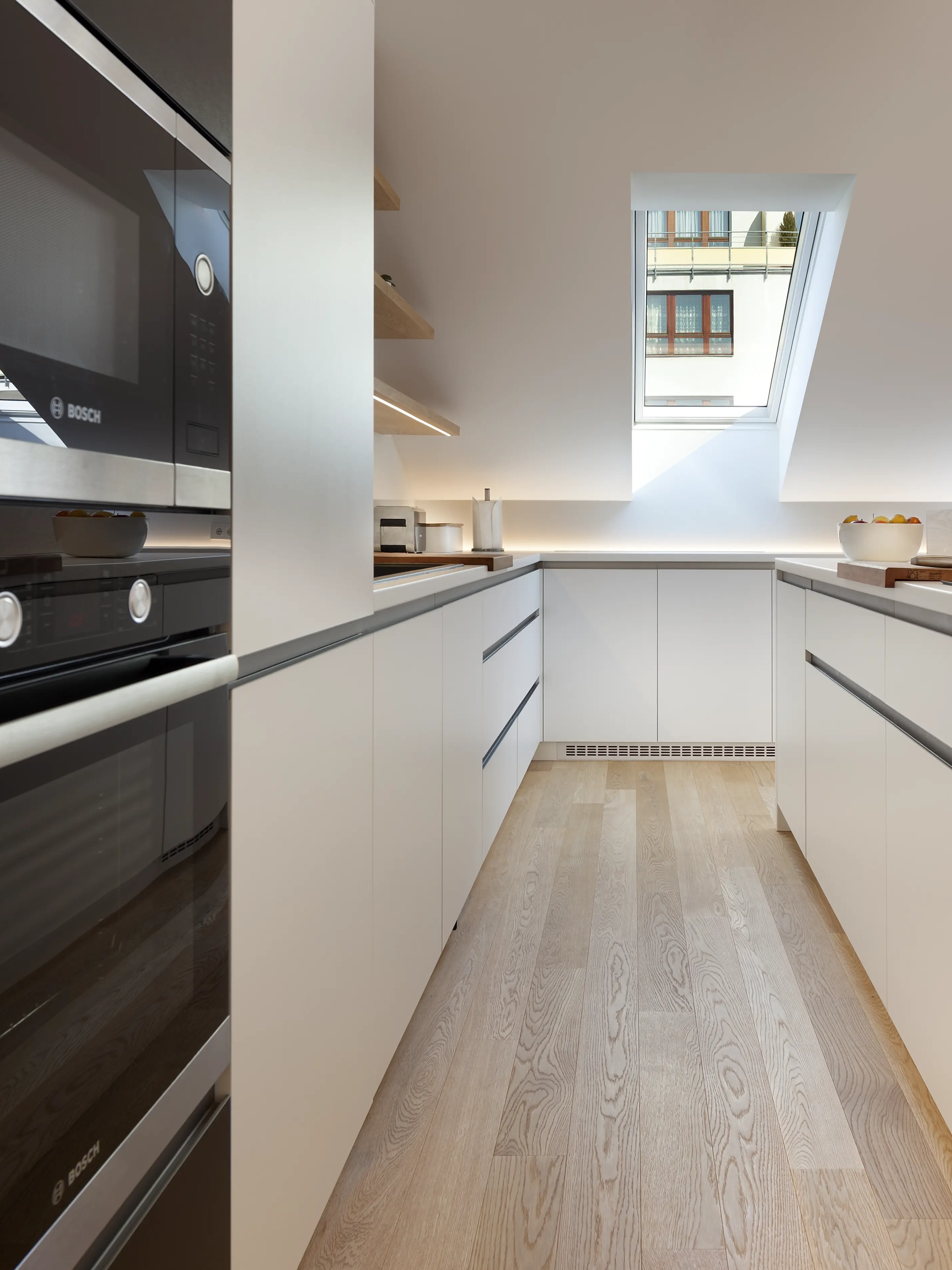 cuisine rénovée d’un appartement sous combles