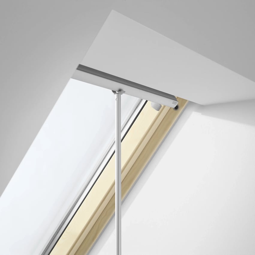 VELUX Compatible Telescopic Opening Pole For Roof Windows & Blinds - Extends 1.1m To 2m, Black Aluminum