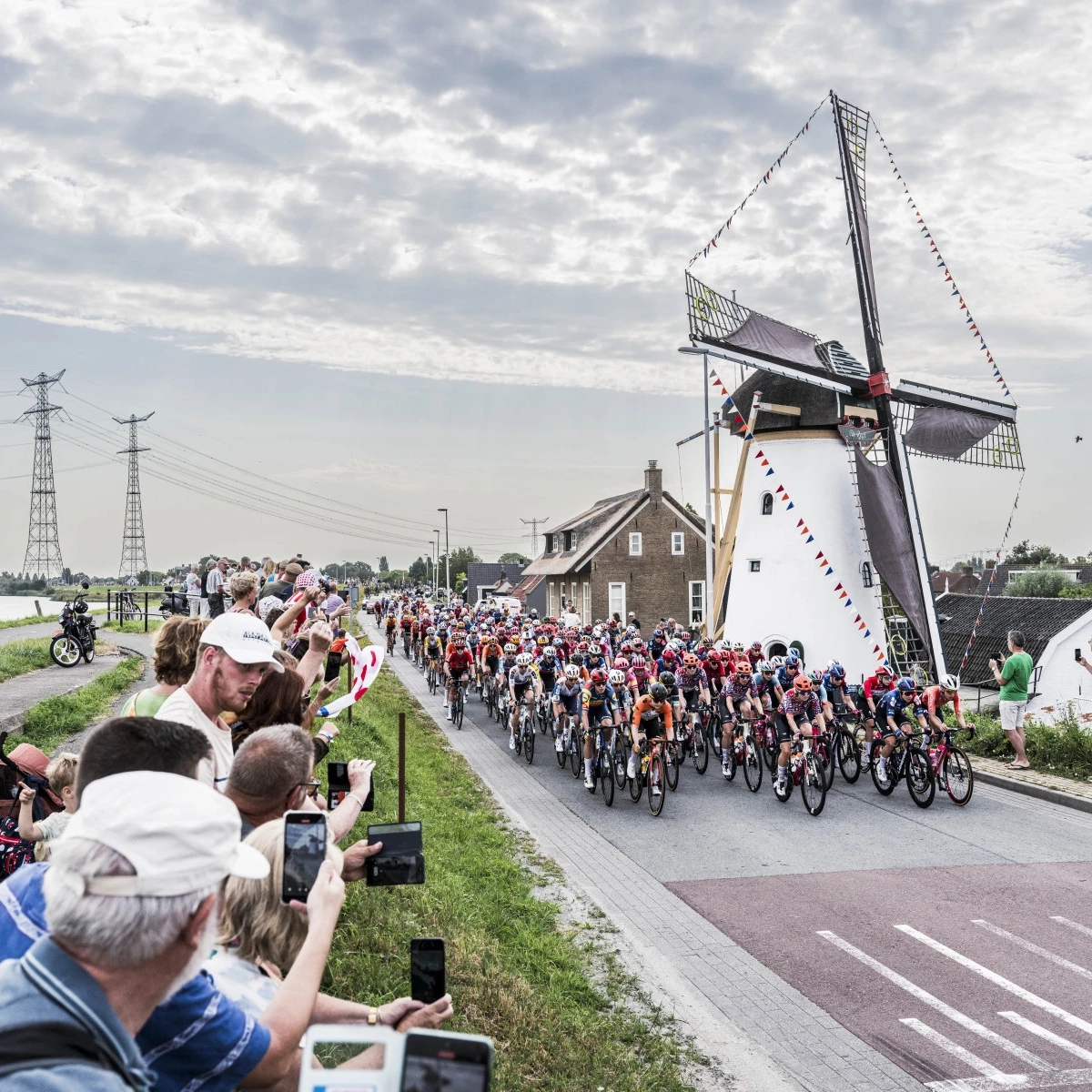 VELUX Gruppe startet ab 2025 Partnerschaft mit Tour de France-Radsportevents