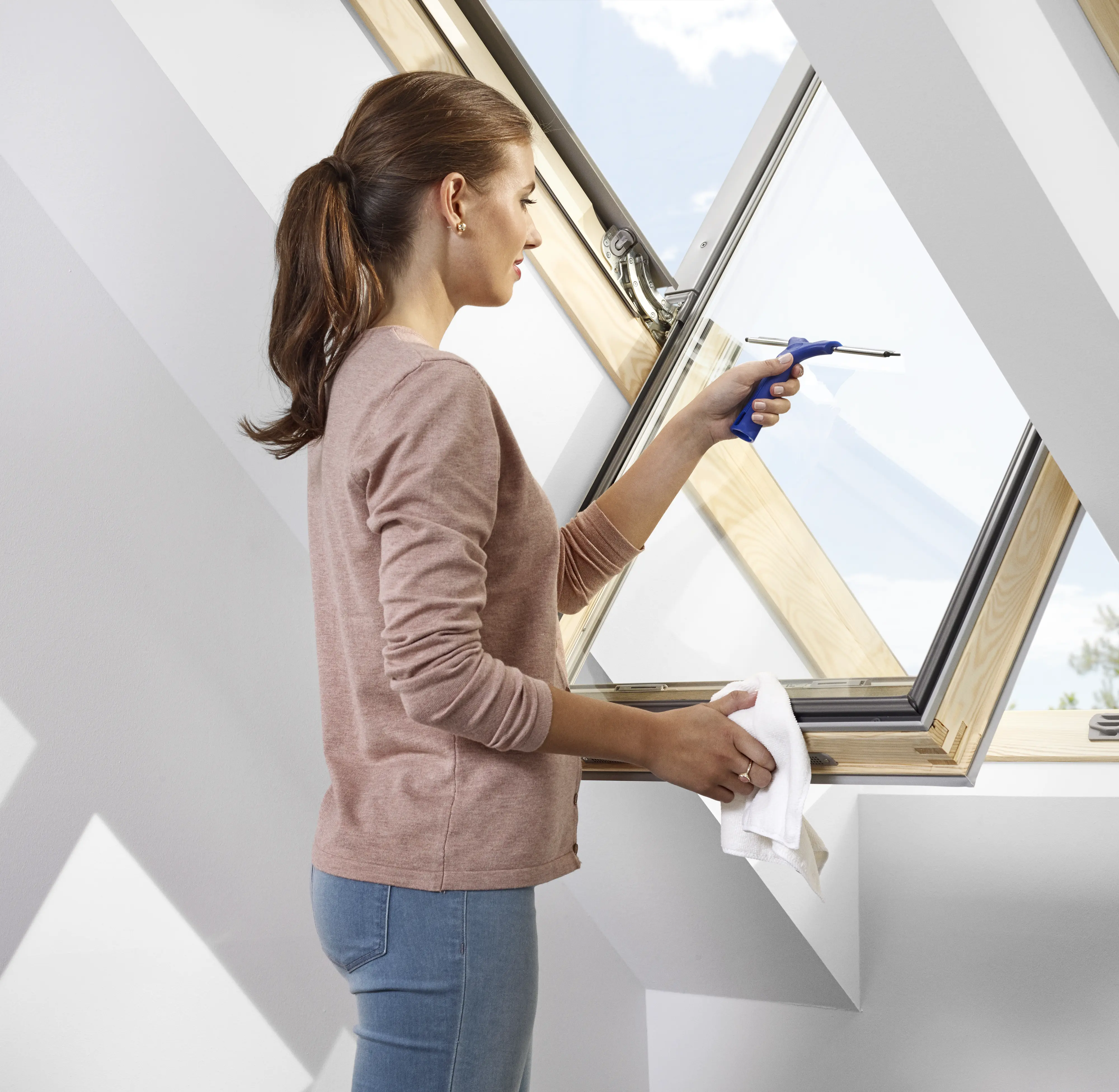 Kako čistiti krovne prozore te kako brinuti o njima?