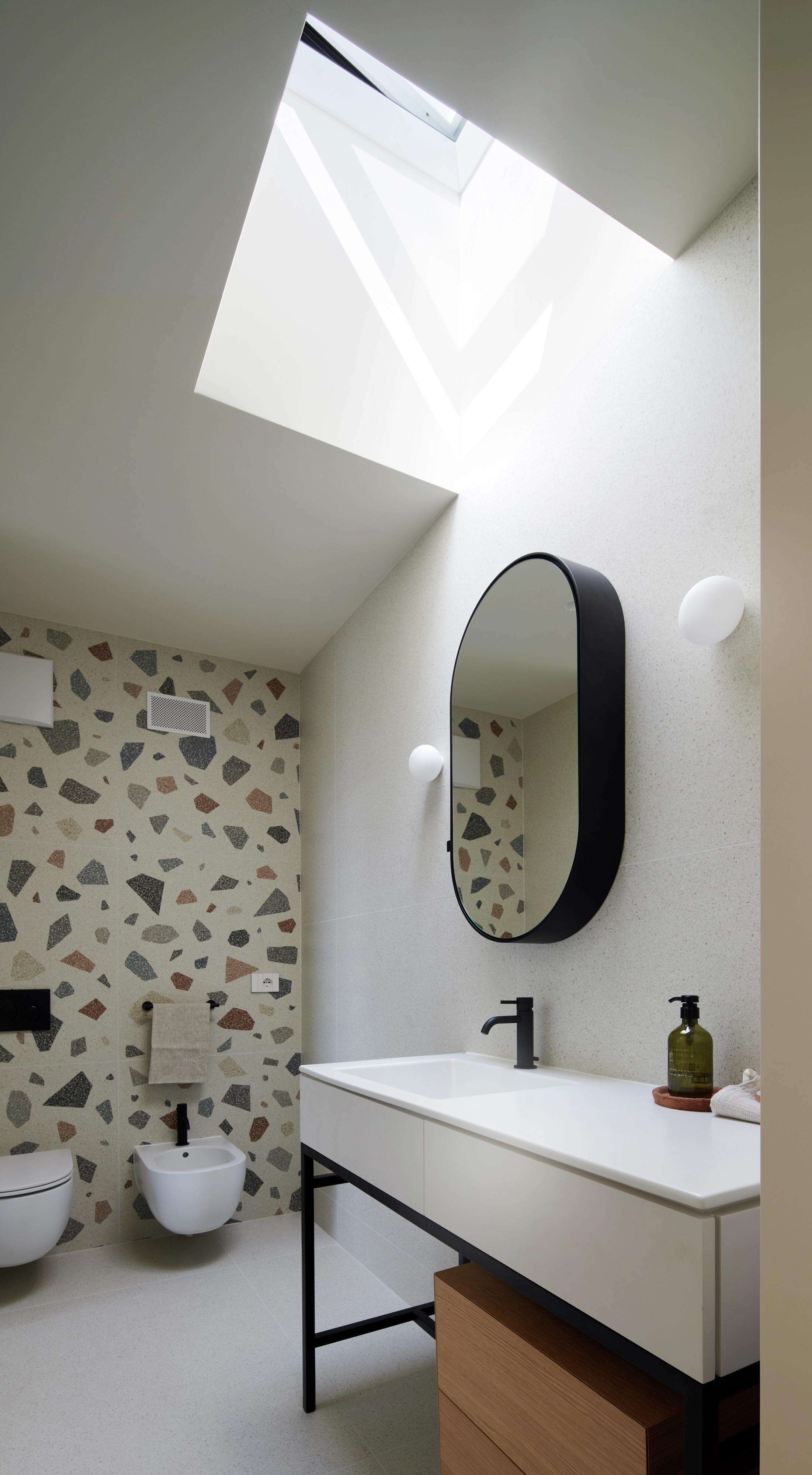 _ASE8871.jpgRoberto and Lorella - Bathroom in new build house in Cles, Trentino, Italy